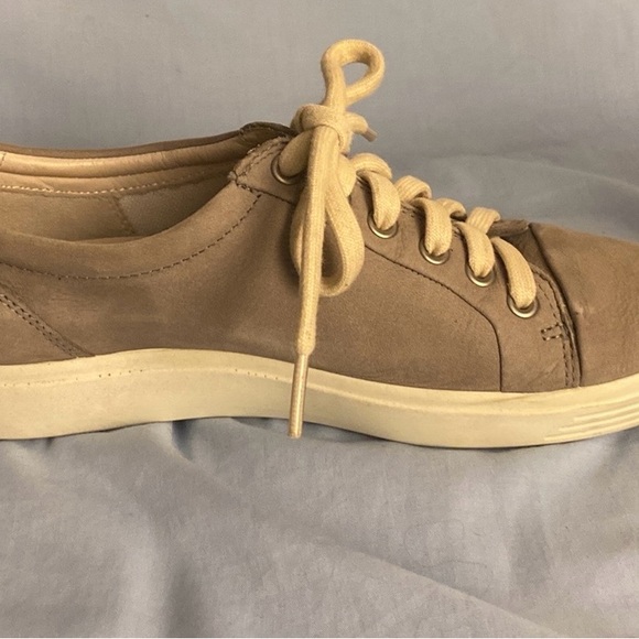Gently worn ECCO Soft 7 nubuck “warm gray” sneakers 8-8.5 / 39 - Picture 5 of 11